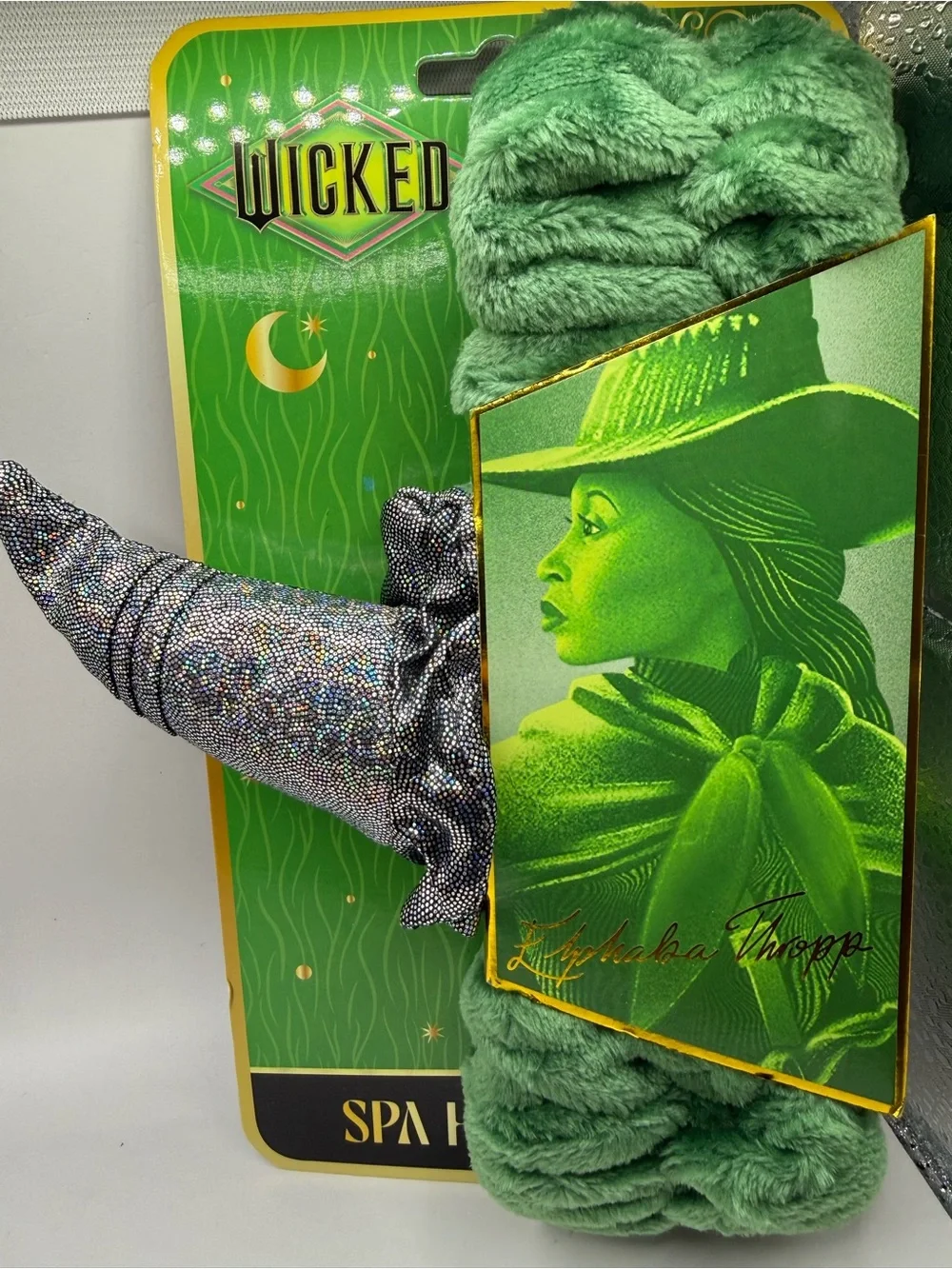 Wicked Elphaba Spa Headband Set Soft Cozy Make-up After the Shower Brand New